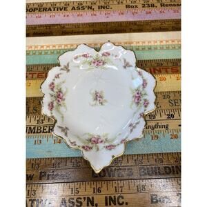 Elite Porcelain Leaf Shaped Floral Dish with Gold Rim Limoges France